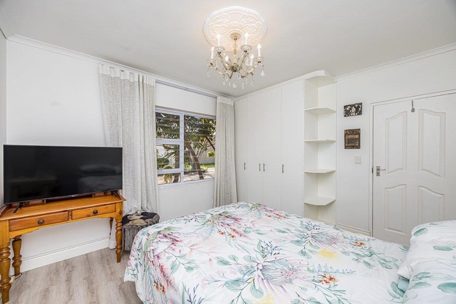 4 Bedroom Property for Sale in Flamingo Vlei Western Cape